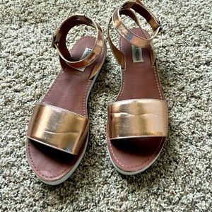 Rose Gold Steve Madden Sandals 7.5M